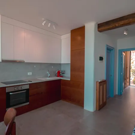Escape By Form 1 Apartment *